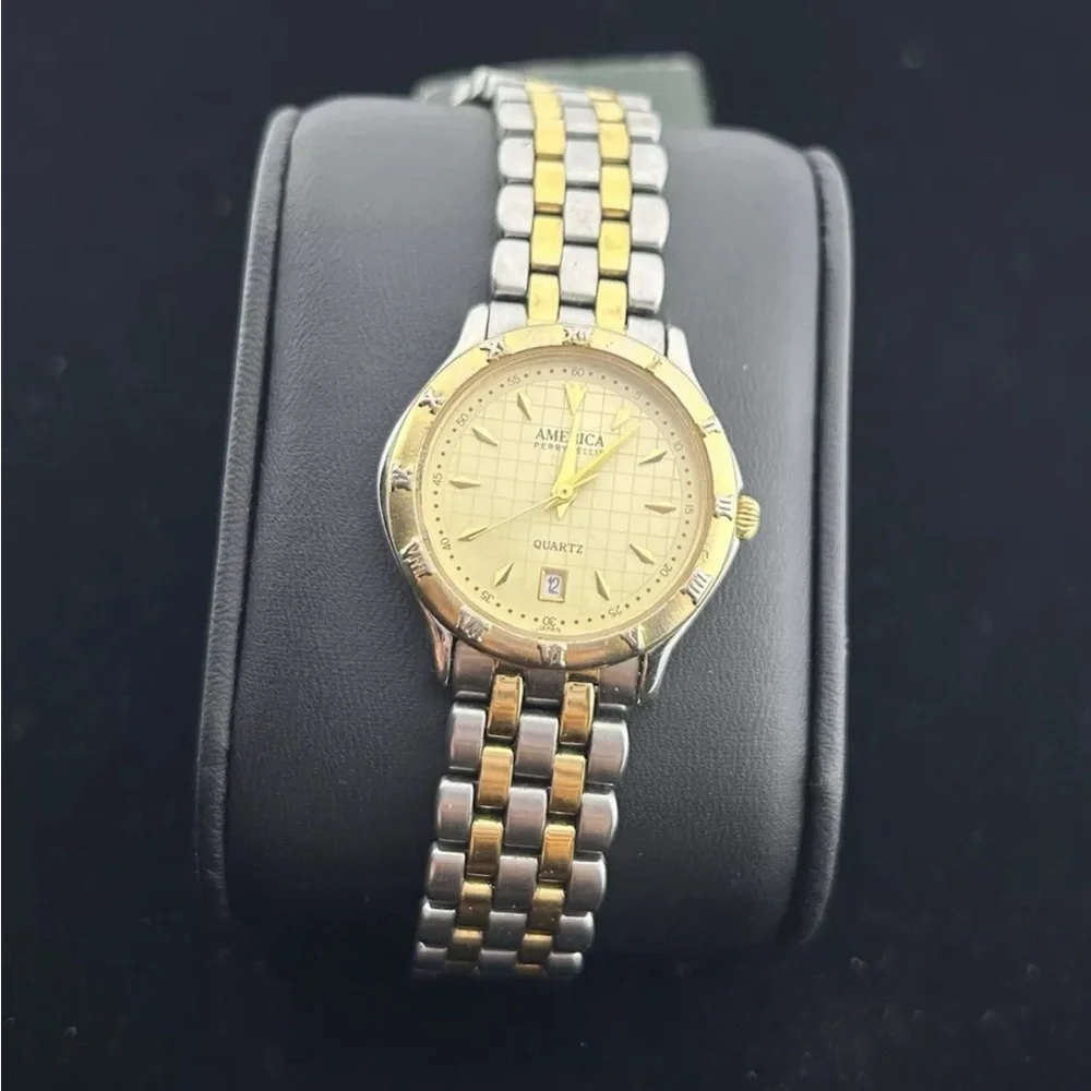 Vintage America by Perry Ellis 26mm quartz gold and silver japan ladies watch 61